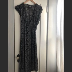 Reformation Navy White Floral Print Wrap Dress Sz L